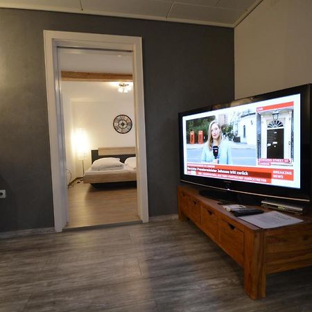 باد بيرنك ام كيش Lu'S Appartement المظهر الخارجي الصورة